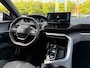 Peugeot 3008 1.6 Plug-in Hybrid Allure 195PK | PDC | Navi | Voorstoelen verwarmd | 18' Lichtmetalen velgen | All season banden | Verwarmbare voorruit