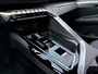 Peugeot 3008 1.6 Plug-in Hybrid Allure 195PK | PDC | Navi | Voorstoelen verwarmd | 18' Lichtmetalen velgen | All season banden | Verwarmbare voorruit