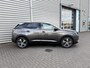 Peugeot 3008 1.6 Plug-in Hybrid Allure 195PK | PDC | Navi | Voorstoelen verwarmd | 18' Lichtmetalen velgen | All season banden | Verwarmbare voorruit