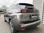 Peugeot 3008 1.6 Plug-in Hybrid Allure 195PK | PDC | Navi | Voorstoelen verwarmd | 18' Lichtmetalen velgen | All season banden | Verwarmbare voorruit