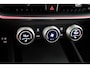 Skoda Superb Combi Sportline Business PHEV 1.5 TSI 204 pk 6 versn. DSG | Travel assist plus | Panoramadak | Canton | 19 inch lichtmetalen velgen
