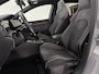 Volkswagen Golf Golf Variant 1.5 eTSI R-Line | Pano | Sfeerverl. | Stuur/Stoelverw. l Camera | Trekh.  | LED | Carplay l NAP
