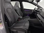 Volkswagen Golf Golf Variant 1.5 eTSI R-Line | Pano | Sfeerverl. | Stuur/Stoelverw. l Camera | Trekh.  | LED | Carplay l NAP