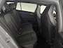 Volkswagen Golf Golf Variant 1.5 eTSI R-Line | Pano | Sfeerverl. | Stuur/Stoelverw. l Camera | Trekh.  | LED | Carplay l NAP