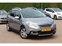 Peugeot 2008 1.2 PureTech Style / Trekhaak / Panoramadak / Navigatie / Parkeerhulp achter / 16'' / Cruise Control / DAB