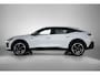 Peugeot 408 GT Hybrid 136 pk Automaat | Navigatie | Achteruitrijcamera | Parkeersensoren Voor en Achter | Alcantara Bekleding | Sportstoelen | Matrix LED Koplampen | Elektrische Achterklep met Sensor | Adaptieve Cruise Control | 19" Lichtmetalen Velgen | Apple Carplay/Android Auto |