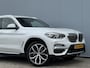 BMW X3 xDrive20i High Executive van € 30.895,- voor € 29.945,-.