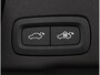 Volvo XC60 2.0 T6 Plug-in hybrid AWD Plus Dark incl. Service Plan 3 jaar/90.000 km | Semi elektrische trekhaak | Adaptieve cruise control incl. BLIS |