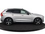 Volvo XC60 2.0 T6 Plug-in hybrid AWD Plus Dark incl. Service Plan 3 jaar/90.000 km | Semi elektrische trekhaak | Adaptieve cruise control incl. BLIS |