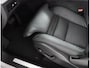 Volvo XC60 2.0 T6 Plug-in hybrid AWD Plus Dark incl. Service Plan 3 jaar/90.000 km | Semi elektrische trekhaak | Adaptieve cruise control incl. BLIS |