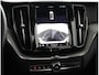 Volvo XC60 2.0 T6 Plug-in hybrid AWD Plus Dark incl. Service Plan 3 jaar/90.000 km | Semi elektrische trekhaak | Adaptieve cruise control incl. BLIS |