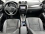 Suzuki Vitara 1.5 Hybrid Style | Panorama | Adaptive CC | Winter-pakket | Navi | BOVAG Interesse, Proefrit? Bel of app met: 06-24 28 28 42