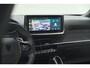 Peugeot 2008 Hybrid 136 e-DCS6 Allure | 360 Camera | Adaptieve Cruise Control | Dodehoekdetectie | Navigatie