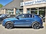Lynk & Co 01 1.5 BLACKLINE + STUURVERWARMING MY23 360-CAMERA STUUR/STOELVERW. ROLHOES PANO/SCHUIF MEMORY INFINITY DAB NAVI CARPLAY ELEK.ACHTERKLEP 20"LMV