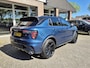 Lynk & Co 01 1.5 BLACKLINE + STUURVERWARMING MY23 360-CAMERA STUUR/STOELVERW. ROLHOES PANO/SCHUIF MEMORY INFINITY DAB NAVI CARPLAY ELEK.ACHTERKLEP 20"LMV
