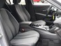 Peugeot 208 100pk Hybrid Allure | Navigatie | Parkeersensoren Voor/Achter | Stoelverwarming | LED lampen | Climate | 16"LMV | AUTOMAAT