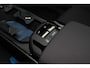 Volvo EX30 Single Motor Extended Range Plus 69 kWh - Adaptive Cruise Control - Climate pack - Parkeercamera achter - Elektrisch bedienbare voorstoelen - Verwarmde voorstoelen & stuur - Parkeersensoren voor & achter - Draadloze tel. lader - Extra getint glas - 20' LMV