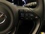 Toyota Yaris Cross 1.5 Hybrid Team D - 100% DEALER ONDERHOUDEN! - KEYLESS ENTRY & START - NAVIGATIE - APPLE CARPLAY & ANDROID AUTO - ACHTERUITRIJCAMERA