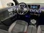 Mercedes-Benz A-klasse 180 Business Solution AMG Line | Airco ECC | LED | Camera | Sfeer | Navigatie | Cruise Control | Memory | Isofix | NAP |