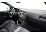Volkswagen Tiguan 1.4 TSI 245 pk eHybrid R-Line Business 6-DSG | Panoramadak | Wegklapbare trekhaak | Achteruitrijcamera | ACC |