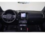 Volvo EC40 Single Motor Extended Range Plus Black Edi. 82 kWh - Panoramadak - IntelliSafe Assist & Surround - 360º Camera - Harman/Kardon audio - Verwarmde voorstoelen, stuur - Parkeersensoren voor & achter - Draadloze tel. lader - Warmtepomp - Extra getint glas