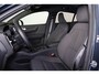 Volvo EC40 Single Motor Extended Range Plus Black Edi. 82 kWh - Panoramadak - IntelliSafe Assist & Surround - 360º Camera - Harman/Kardon audio - Verwarmde voorstoelen, stuur - Parkeersensoren voor & achter - Draadloze tel. lader - Warmtepomp - Extra getint glas