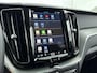 Volvo XC60 2.0 T8 Plug-in hybrid AWD Ultra Dark | CRYSTAL WHITE | Luchtvering | Trekhaak | Alarm | Extra getint glas | PDC + 360 camera | Stoel + Stuurverw |