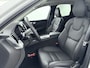 Volvo XC60 2.0 T8 Plug-in hybrid AWD Ultra Dark | CRYSTAL WHITE | Luchtvering | Trekhaak | Alarm | Extra getint glas | PDC + 360 camera | Stoel + Stuurverw |