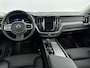 Volvo XC60 2.0 T8 Plug-in hybrid AWD Ultra Dark | CRYSTAL WHITE | Luchtvering | Trekhaak | Alarm | Extra getint glas | PDC + 360 camera | Stoel + Stuurverw |