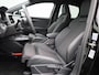 Audi Q4 Sportback e-tron 45 quattro S Edition 82 kWh l Adaptive Cruise Control l MMI navigatie plus MMI touch l SONOS Premium l Stoelverwarming voorin l Apple Carplay / Android Auto l Lichtpakket plus ambient light l Voorverwarming en -ventilatie l Automatische airconditioning l Matrix-ledkoplampen l Parkeerhulp achter l Audi drive select l Dimbare binnenspiegel l