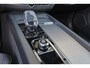 Volvo XC60 T8 Recharge AWD Plus Dark - LONG RANGE - Panorama/schuifdak - IntelliSafe Assist & Surround - 360º Camera - Harman/Kardon audio - Adaptieve LED koplampen - Verwarmde voorstoelen, stuur & achterbank - Parkeersensoren voor & achter - Elektr. bedienb. voorstoelen met geheugen - Draadloze tel. lader - Extra getint glas - 20' LMV