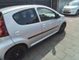 Peugeot 107 1.0 Active Zeer lux.s Zeer lux,s.