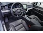Volvo XC90 2.0 T8 Plug-in hybrid AWD Ultra Dark | Getint Glas | 21" Inch Diamond Velgen | Stoelverwarming, Verkoeling met Massage | Luchtvering | Trekhaak | Harman/kardon Audio | 360 Camera |