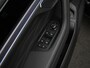 Volkswagen Touareg 3.0 TSi eHybrid 463 pk tiptronic 4MOTION R | Panoramadak | Trekhaak | Puglia Leder | Nachtzicht | Head-Up Display | Geheugenstoelen | Dynaudio