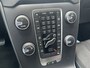 Volvo V40 1.5 T2 Momentum // CRUISE CONTROL // CLIMA // NAVI // PARKEERSENSOREN // TREKHAAK //