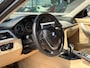 BMW 3-Serie 320i High Executive | Navi | Leder | 260PK | Elect Trekhaak |