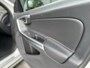 Volvo V60 2.0 D4 R-Design 181pk | Navigatie | Cruise control | Climate control | Hondenrek | Dashcam | Zwarte hemelbekleding | LED dagrijverlichting | Parkeersensoren achter
