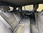 Volvo V60 2.0 D4 R-Design 181pk | Navigatie | Cruise control | Climate control | Hondenrek | Dashcam | Zwarte hemelbekleding | LED dagrijverlichting | Parkeersensoren achter
