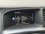 Volvo V60 2.0 D4 R-Design 181pk | Navigatie | Cruise control | Climate control | Hondenrek | Dashcam | Zwarte hemelbekleding | LED dagrijverlichting | Parkeersensoren achter