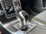 Volvo V60 2.0 D4 R-Design 181pk | Navigatie | Cruise control | Climate control | Hondenrek | Dashcam | Zwarte hemelbekleding | LED dagrijverlichting | Parkeersensoren achter
