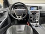 Volvo V60 2.0 D4 R-Design 181pk | Navigatie | Cruise control | Climate control | Hondenrek | Dashcam | Zwarte hemelbekleding | LED dagrijverlichting | Parkeersensoren achter