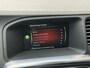 Volvo V60 2.0 D4 R-Design 181pk | Navigatie | Cruise control | Climate control | Hondenrek | Dashcam | Zwarte hemelbekleding | LED dagrijverlichting | Parkeersensoren achter