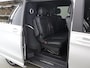 Mercedes-Benz V-klasse 300d | L2 DUBBEL CABINE | AUT. | AVANTGARDE | AMG | DISTRONIC PLUS | STOELVERWARMING/VERKOELING | NAVIGATIE | SPIEGEL PAKKET | 360 PARKEERPAKKET | LEDER | TREKHAAK | LED LAMPEN | DEALER ONDERHOUDEN
