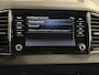 Skoda Karoq 1.0 TSI BUSINESS EDITION NAVIGATIE CRUISE CONTROL CLIMATE CONTROL APPLE CARPLAY/ANDROID KEYLESS GO STOELVERWARMING ACHTERUITRIJCAMERA ZEER MOOI !! Brgl