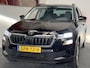 Skoda Karoq 1.0 TSI BUSINESS EDITION NAVIGATIE CRUISE CONTROL CLIMATE CONTROL APPLE CARPLAY/ANDROID KEYLESS GO STOELVERWARMING ACHTERUITRIJCAMERA ZEER MOOI !! Brgl
