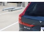 Volvo XC60 T6 Plug-in hybrid AWD Essential Edition Bright | Stoelverwarming | Stuurwielverwarming | Cruise Control | Panoramadak | Parkeercamera | Lederen bekleding | Adaptieve Cruise Control | BLIS Dodehoekdetectie |
