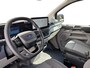 Ford E-Transit Cust. 320 L2H1 Limited 65 kWh | VOORRAAD! | Elektrische Trekhaak | 2-zits | Navigatie | 17 inch velgen |