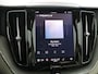 Volvo XC60 2.0 T6 Plug-in hybrid AWD Plus Bright | Panoramisch schuif/kanteldak | Stoel & stuurwielverwarming | Elektrisch verstelbare stoelen incl. geheugen | Parkassist voor & achter | | Parkassist camera | Semi elektrische trekhaak | Par