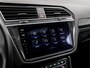 Volkswagen Tiguan 1.5 TSI ACT R-Line Highline 150Pk Automaat (PANORAMADAK, DIGITAL COCKPIT, APPLE CARPLAY, ELEK SPORTSTOELEN, LEDER, STOELVERWARMING, CAMERA, GETINT GLAS, KEYLESS, LED, ELEK ACHTERKLEP, PARKEER ASSISTENT, NIEUWSTAAT)