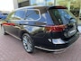 Volkswagen Passat Variant 1.4 TSI PHEV GTE Business / Panorma dak / Zwenkbare trekhaak / Virtual cockpit / Suede bekleding / Matrix koplampen